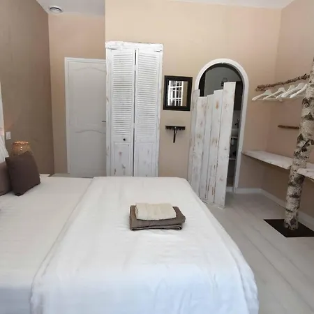 La Tour D'ugo Casa de hóspedes